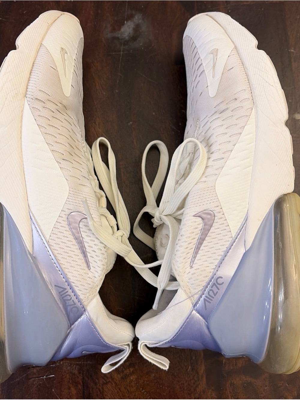 Nike Women’s Air Max 270 Sneakers - white with Light Purple/ lavender Swoosh - Picture 5 of 7